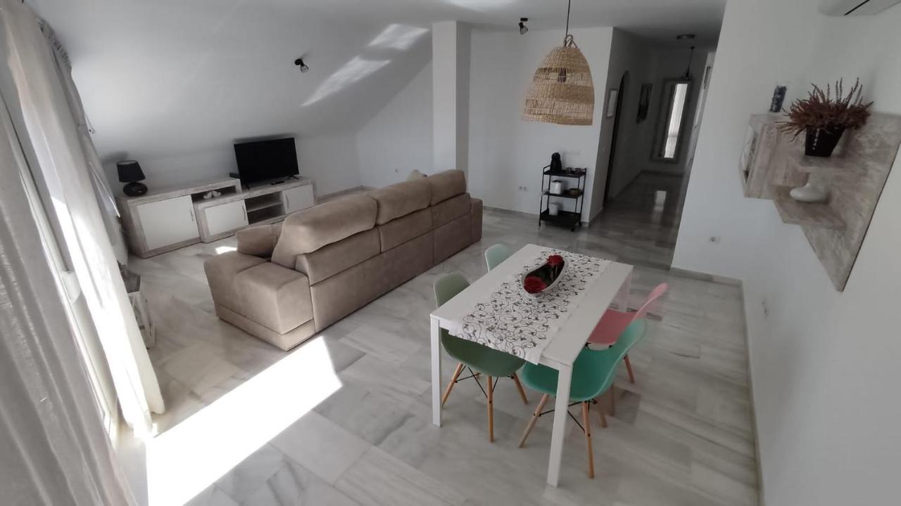 Apartamentos La Casa De Bebita Фуенхірола Екстер'єр фото