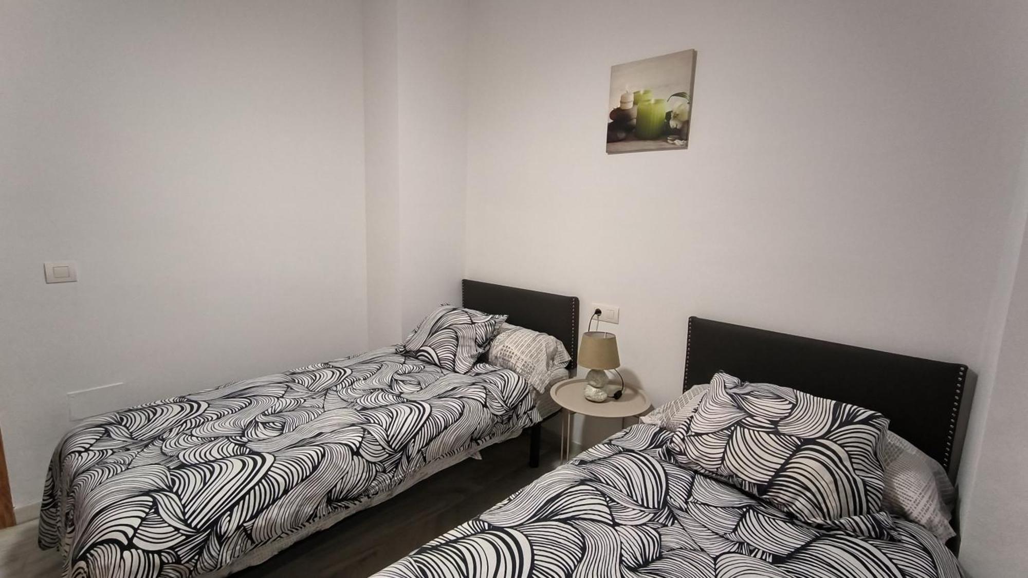 Apartamentos La Casa De Bebita Фуенхірола Екстер'єр фото